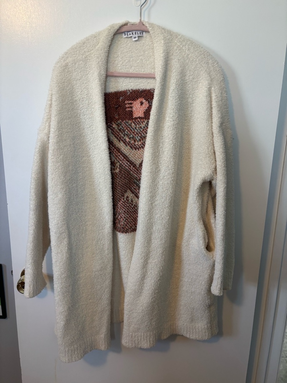 Cream Open-Front Cardigan with Green & Orange Aztec Back Motif Women’s One Size - Picture 2 of 5